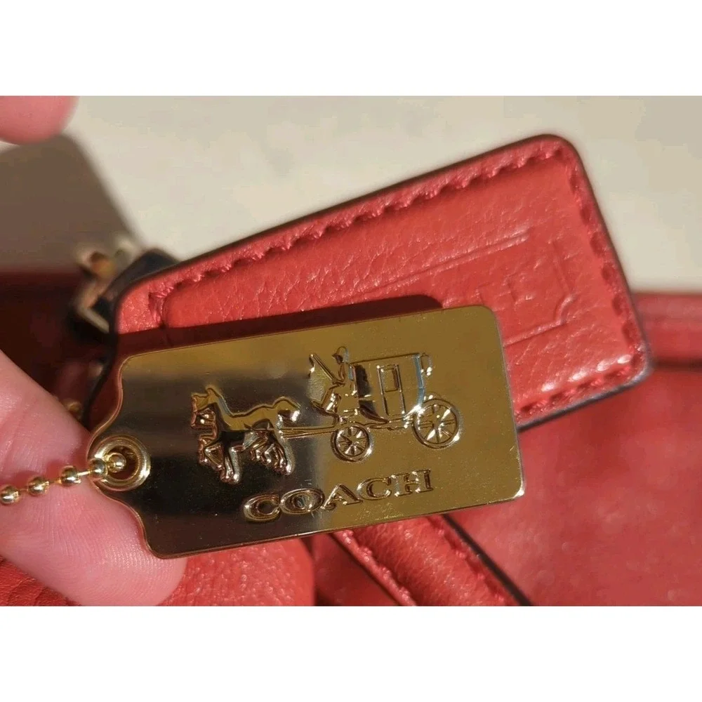 Coach 24621 madison